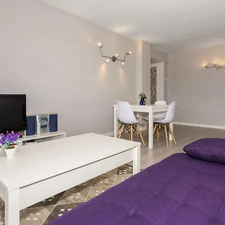 Homeholidaysrentals Regard *
