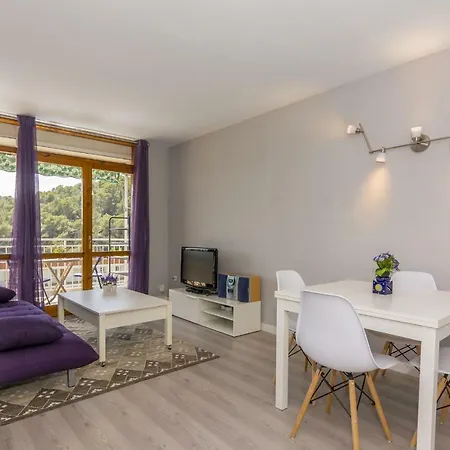 Homeholidaysrentals Regard * Santa Susanna